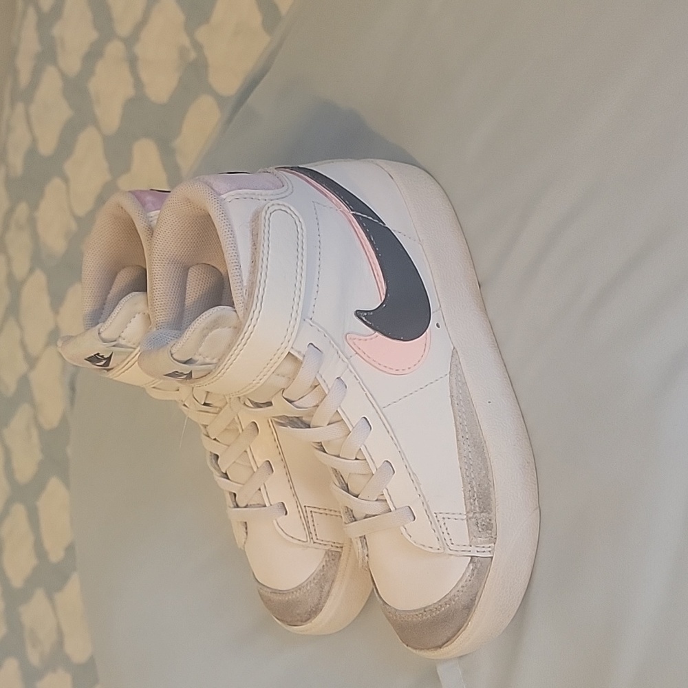 Kids Nike high tops